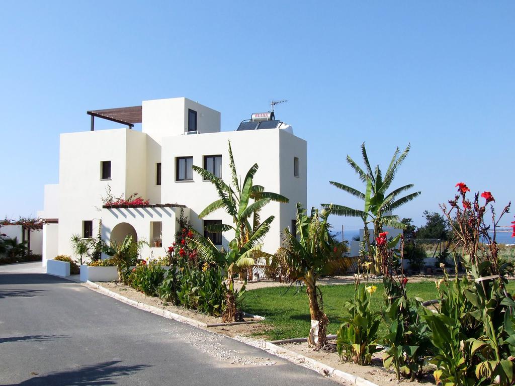 Aura Holiday Villas Paphos Buitenkant foto