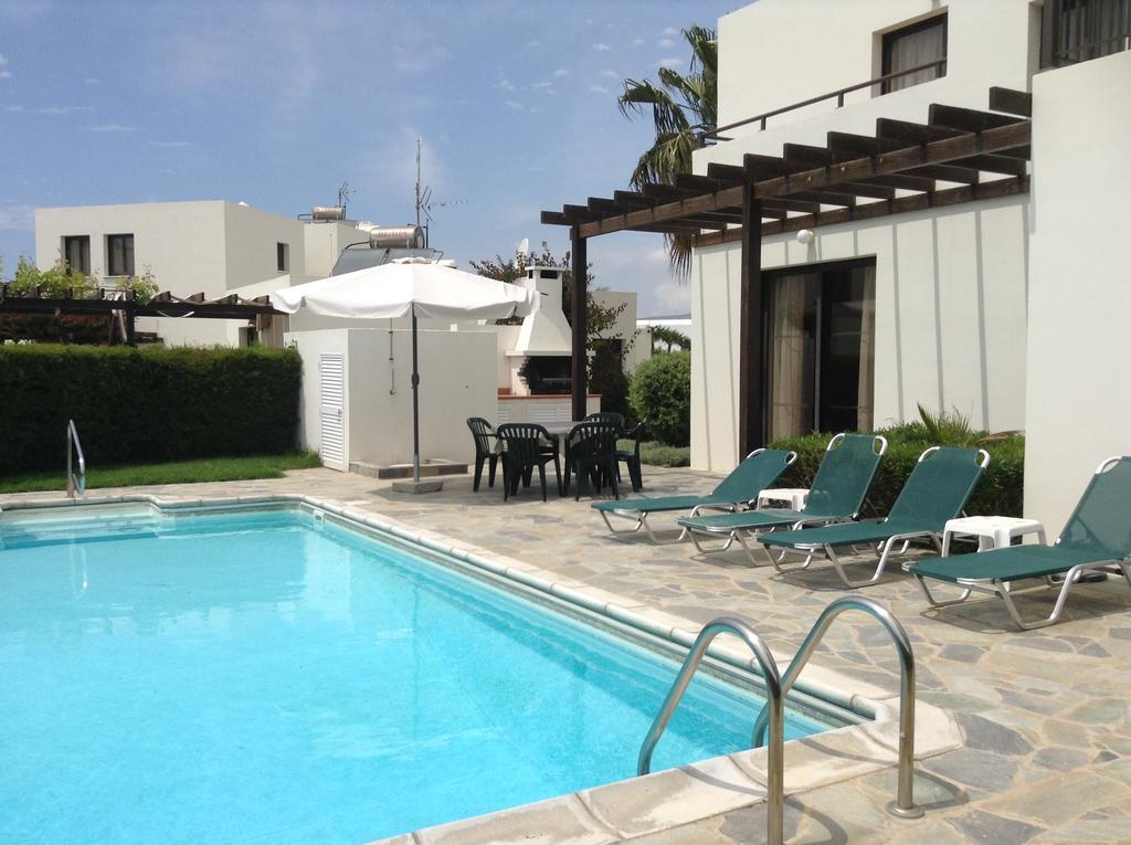 Aura Holiday Villas Paphos Kamer foto