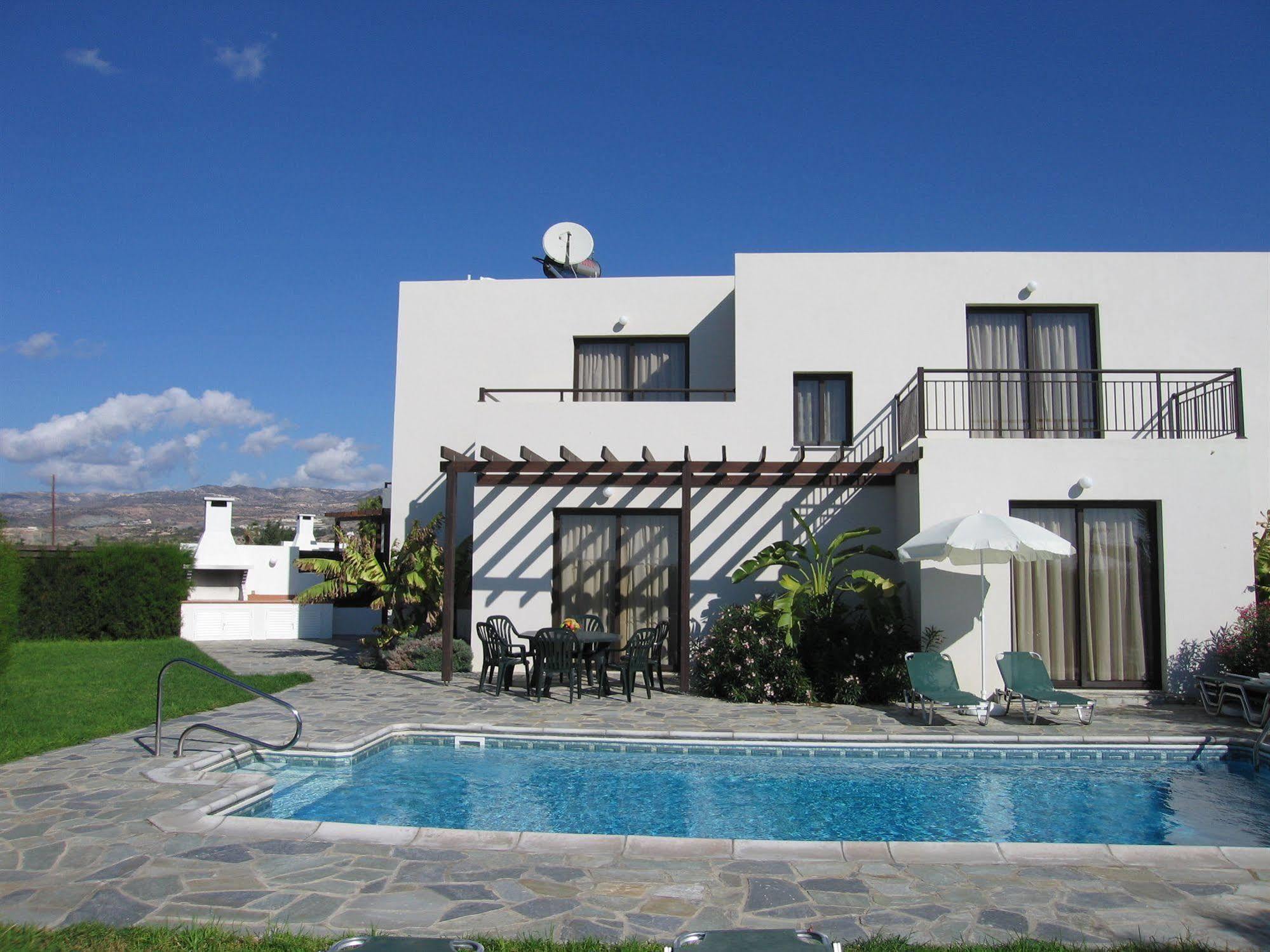 Aura Holiday Villas Paphos Buitenkant foto